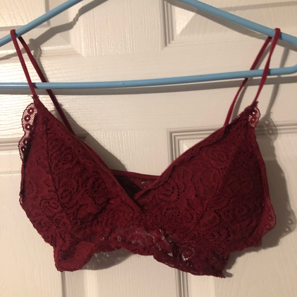 FREE WITH PURCHASE: Shien bralettes - Picture 3 of 4
